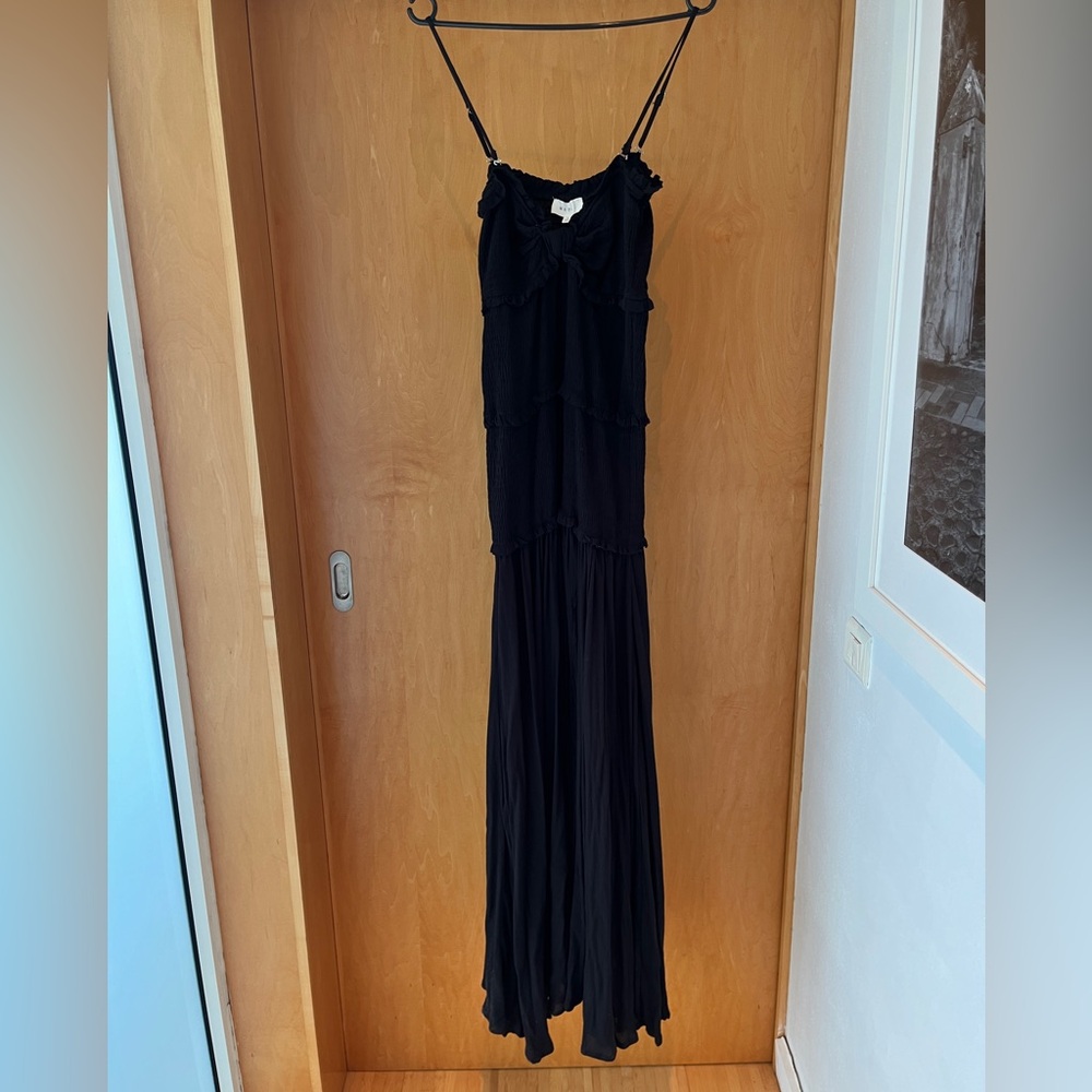 Elegant Black Maxi Dress